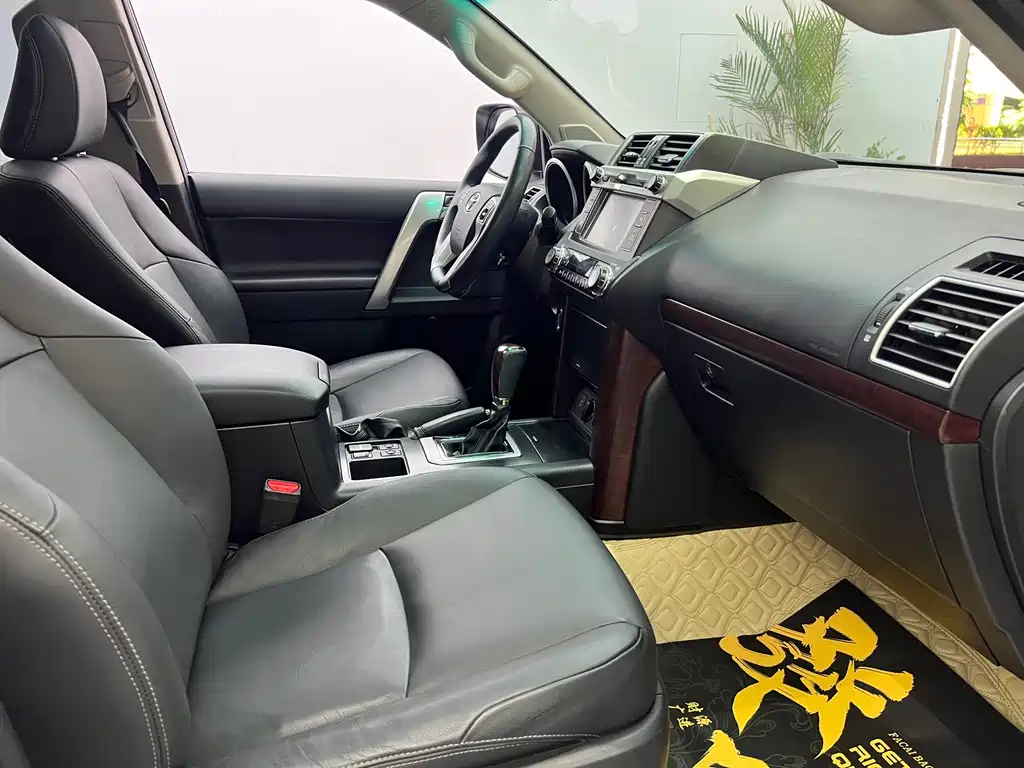 Toyota Prado 2016 — фото 14