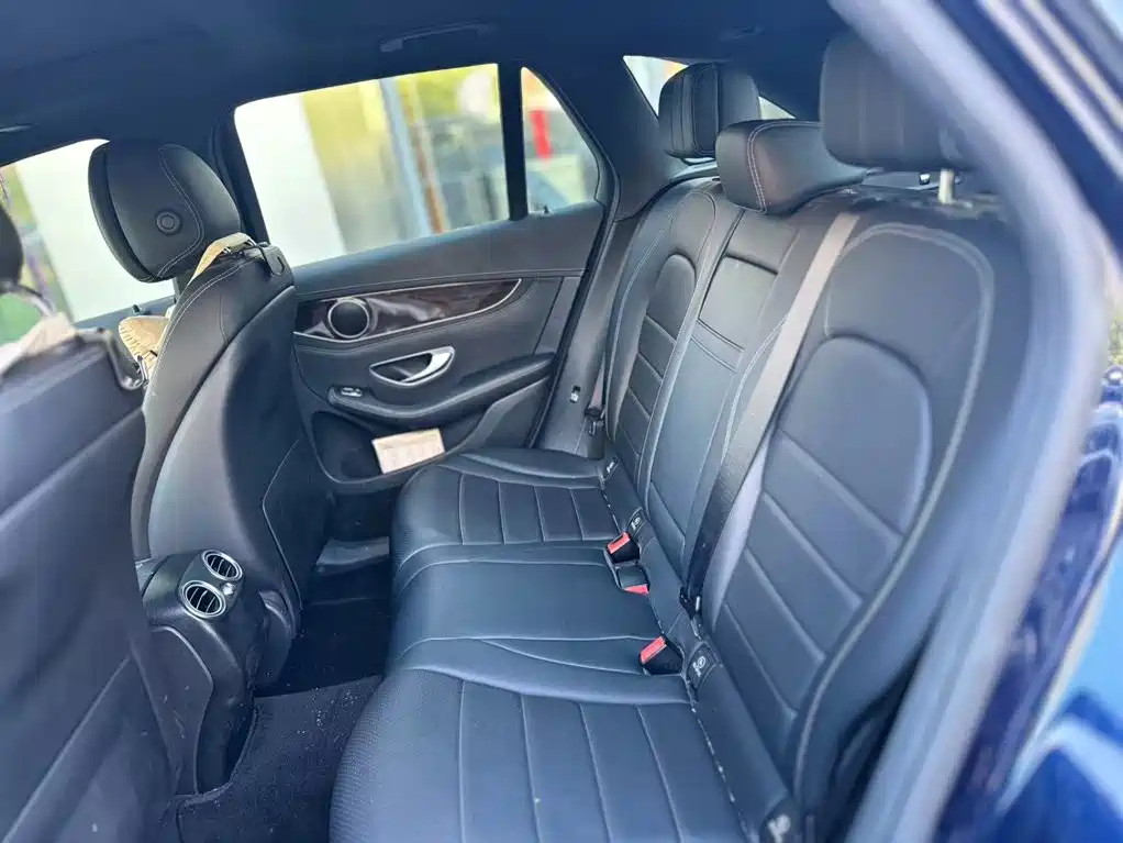 Mercedes-Benz GLC 2017 — фото 12