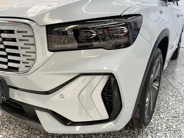 Geely Xingyue L 2022