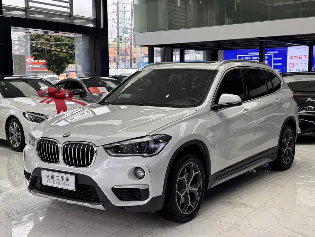 BMW X1 2019 — фото 1