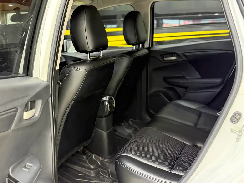 Honda Fit 2018 — фото 6