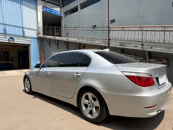 BMW 5 Series 2009