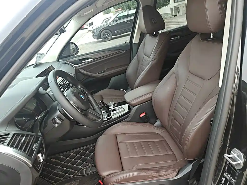 BMW X3 2020 — фото 15