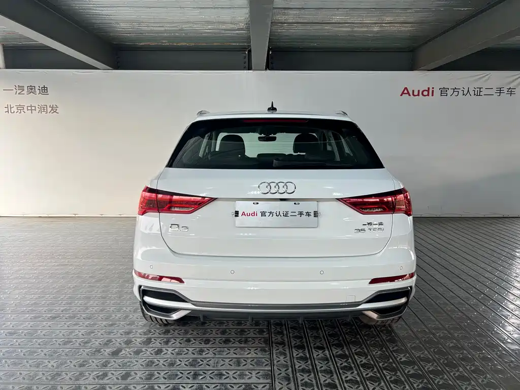 Audi Q3 2023 — фото 4