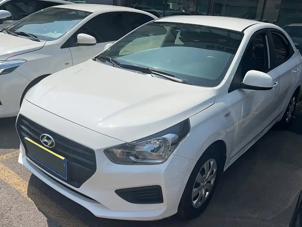 Hyundai Accent 2020 — фото 1