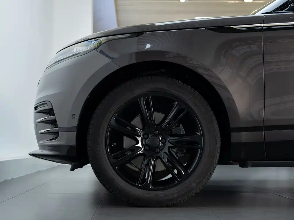 Land Rover Velar 2022 — фото 10