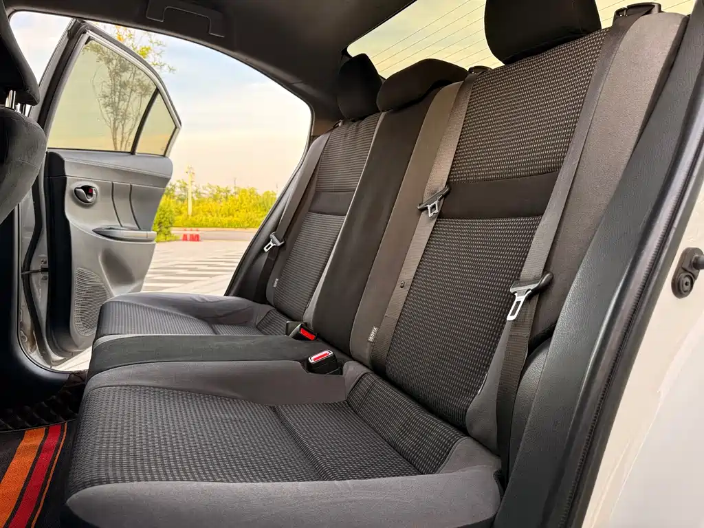 Toyota Vios 2022 — фото 15