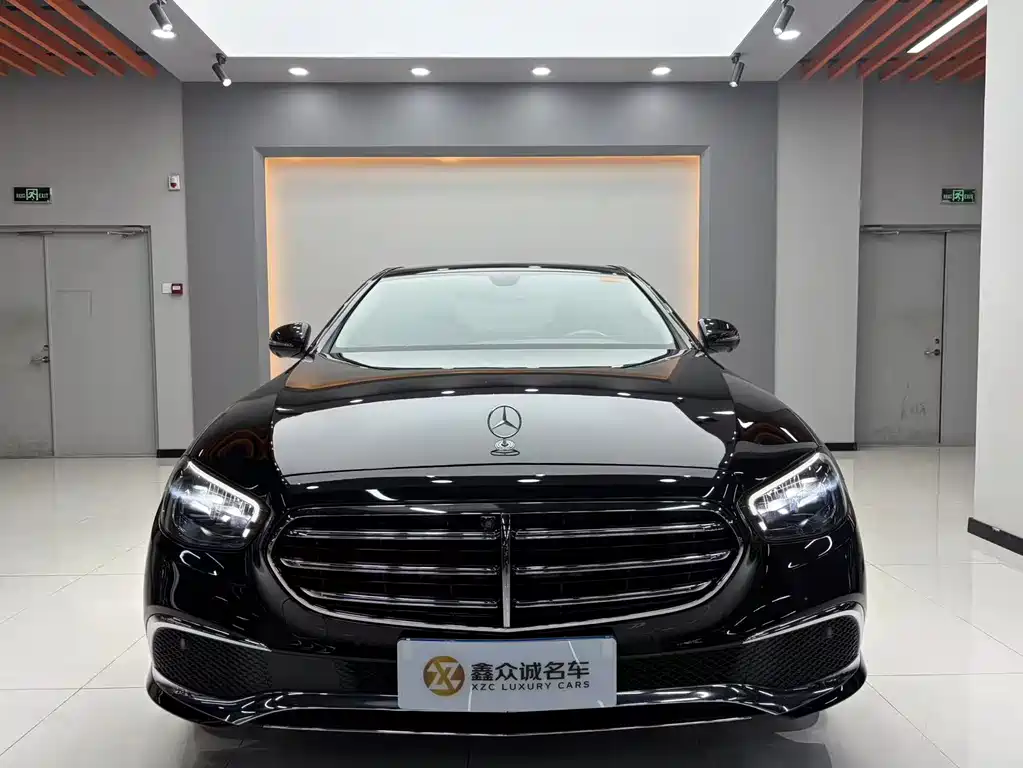 Mercedes-Benz E-Class 2022 — фото 2