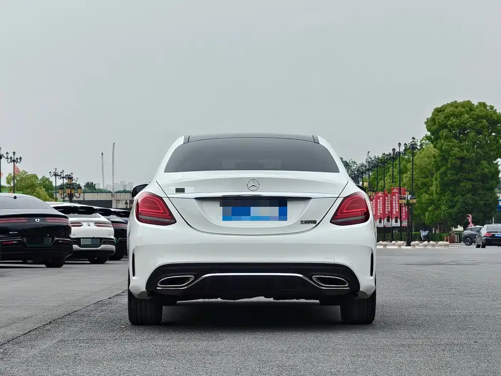 Mercedes-Benz C-Class 2019