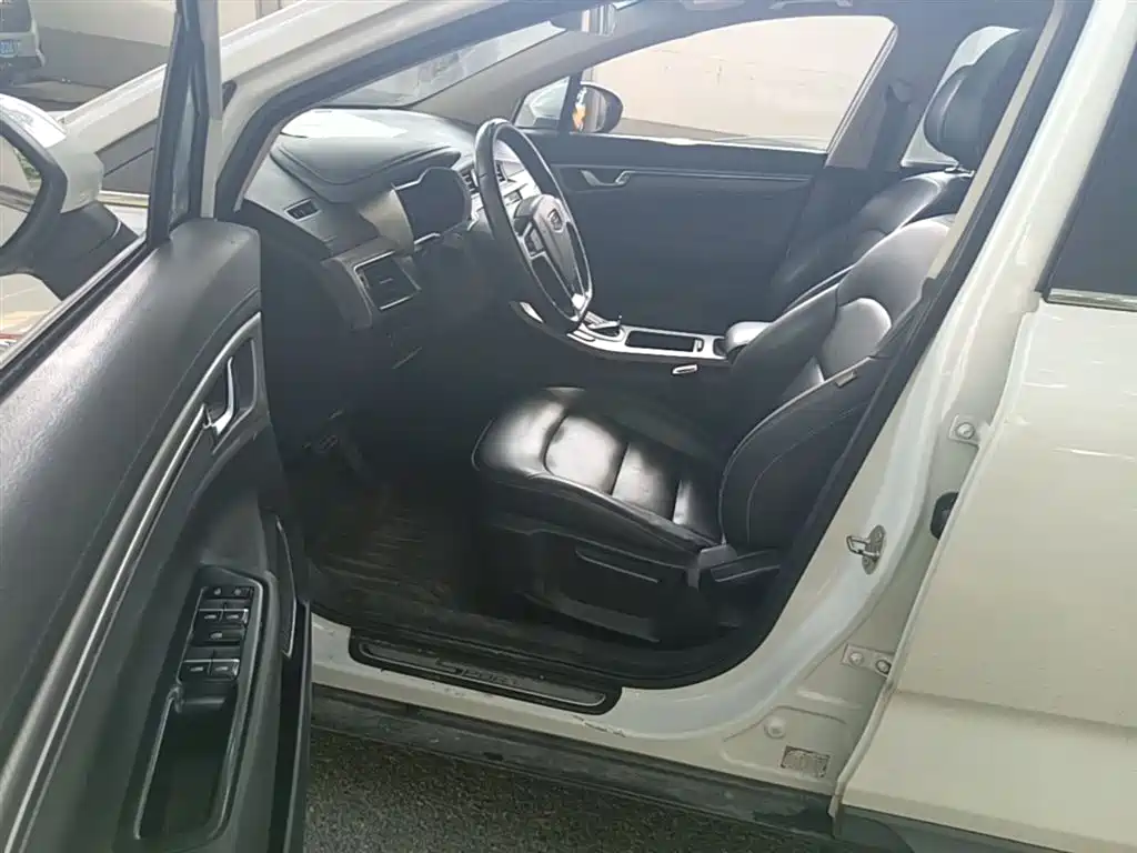Geely Emgrand GS 2019 — фото 14