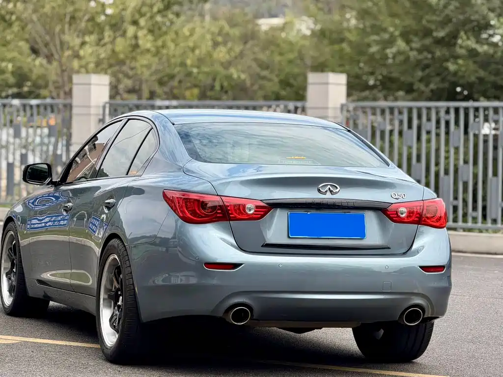 Infiniti Q50 2015 — фото 5