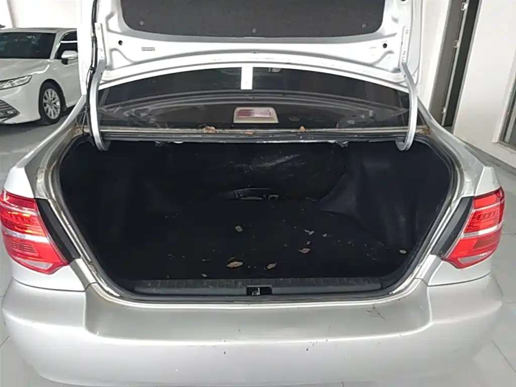 Toyota Corolla 2015 — фото 19
