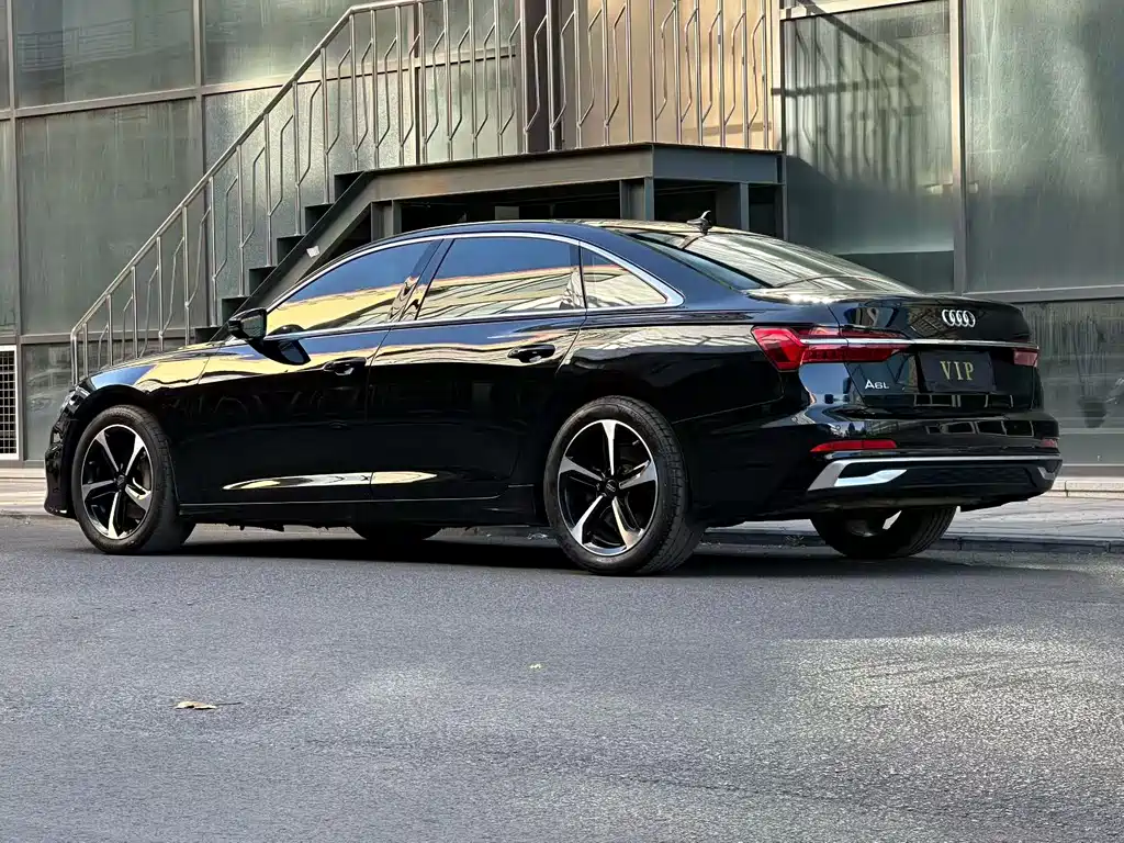 Audi A6L 2021 — фото 4