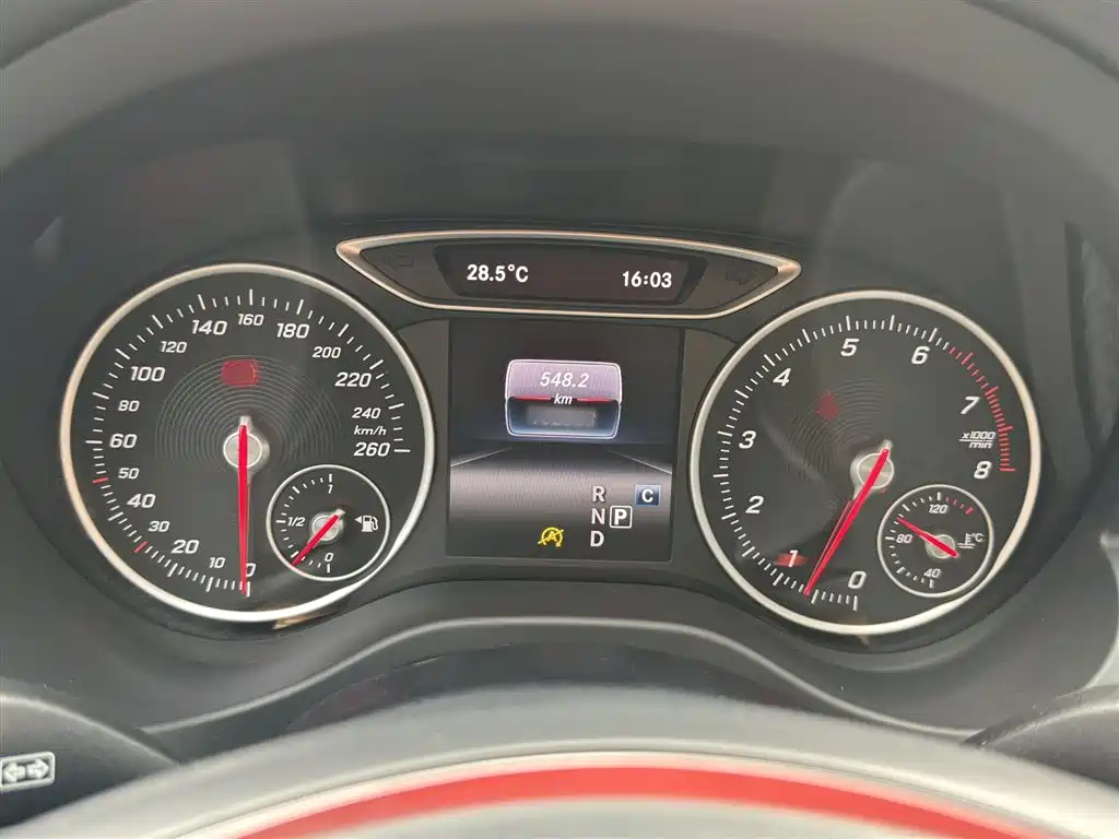 Mercedes-Benz A-Class 2017 — фото 4