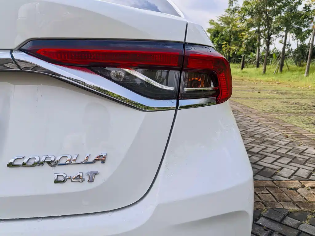Toyota Corolla 2022 — фото 19