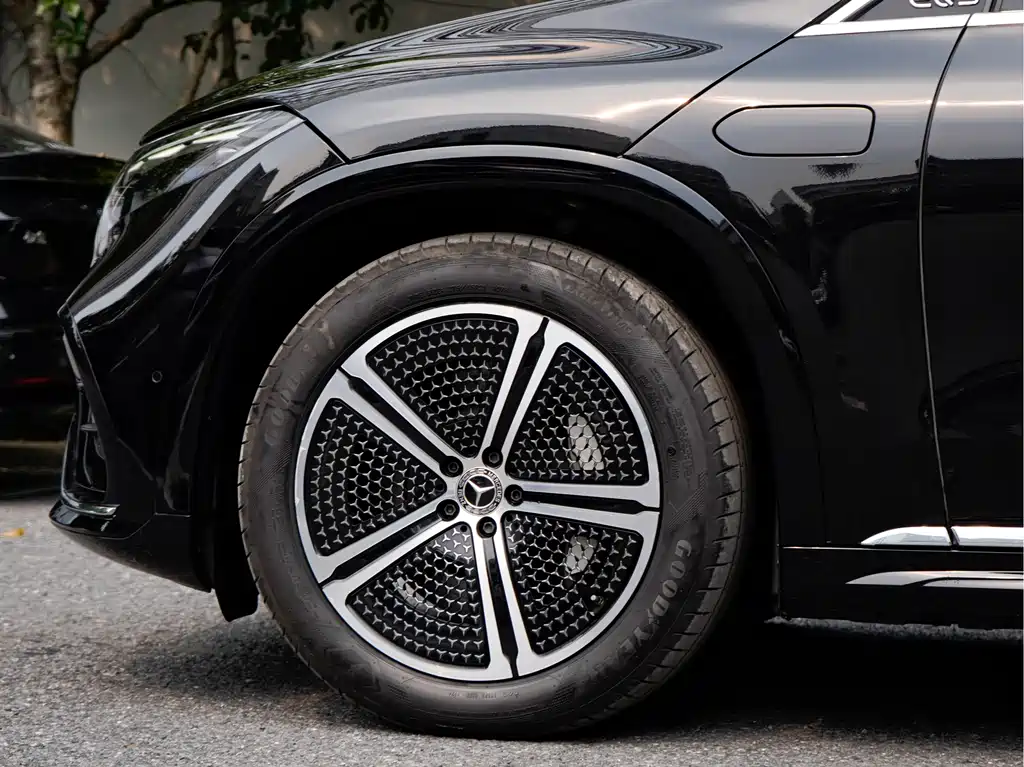 Mercedes-Benz EQS SUV 2024
