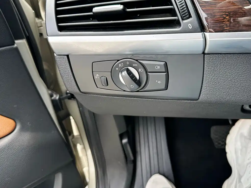 BMW X6 2013 — фото 14