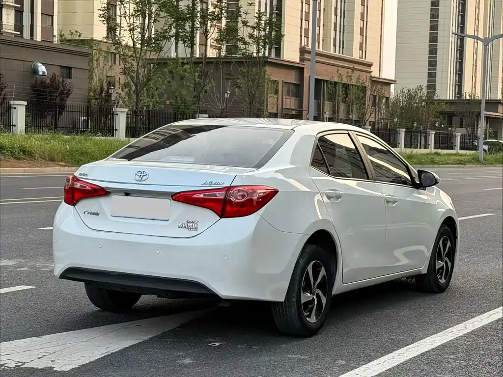 Toyota Levin 2018 — фото 9