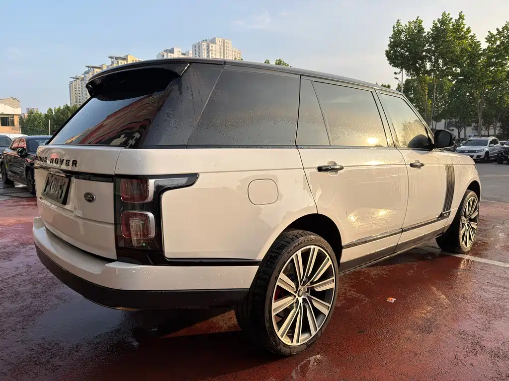 Land Rover Range Rover 2022 — фото 6