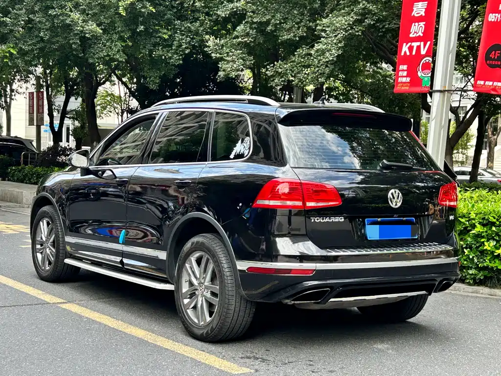 Volkswagen Touareg 2017 — фото 6
