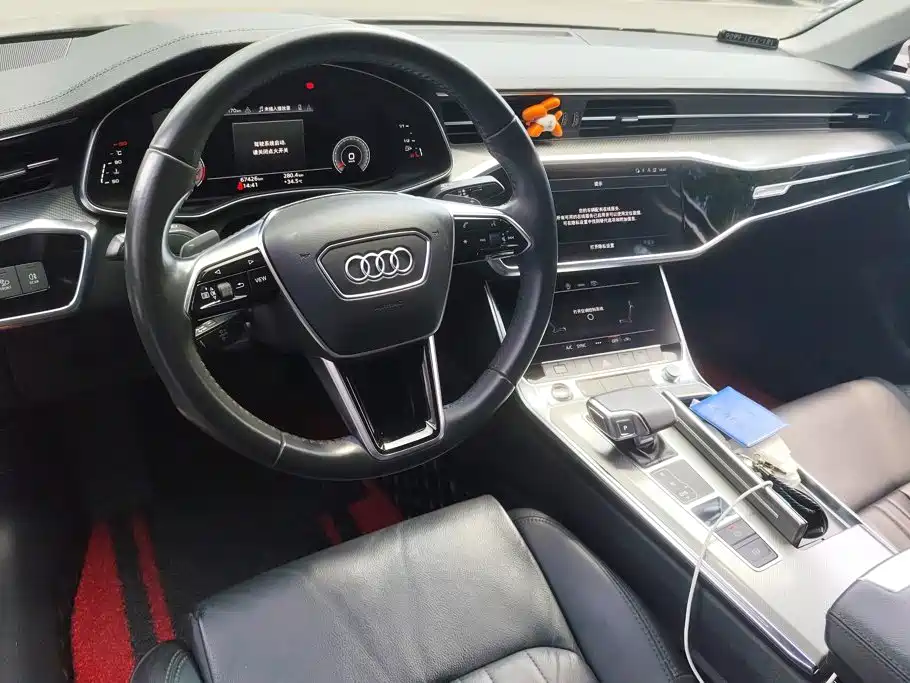 Audi A6L 2021 — фото 12