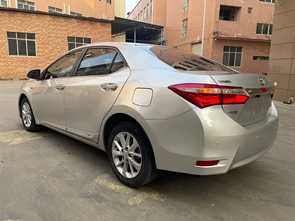 Toyota Corolla 2015
