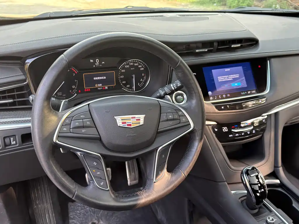 Cadillac XT5 2023 — фото 14