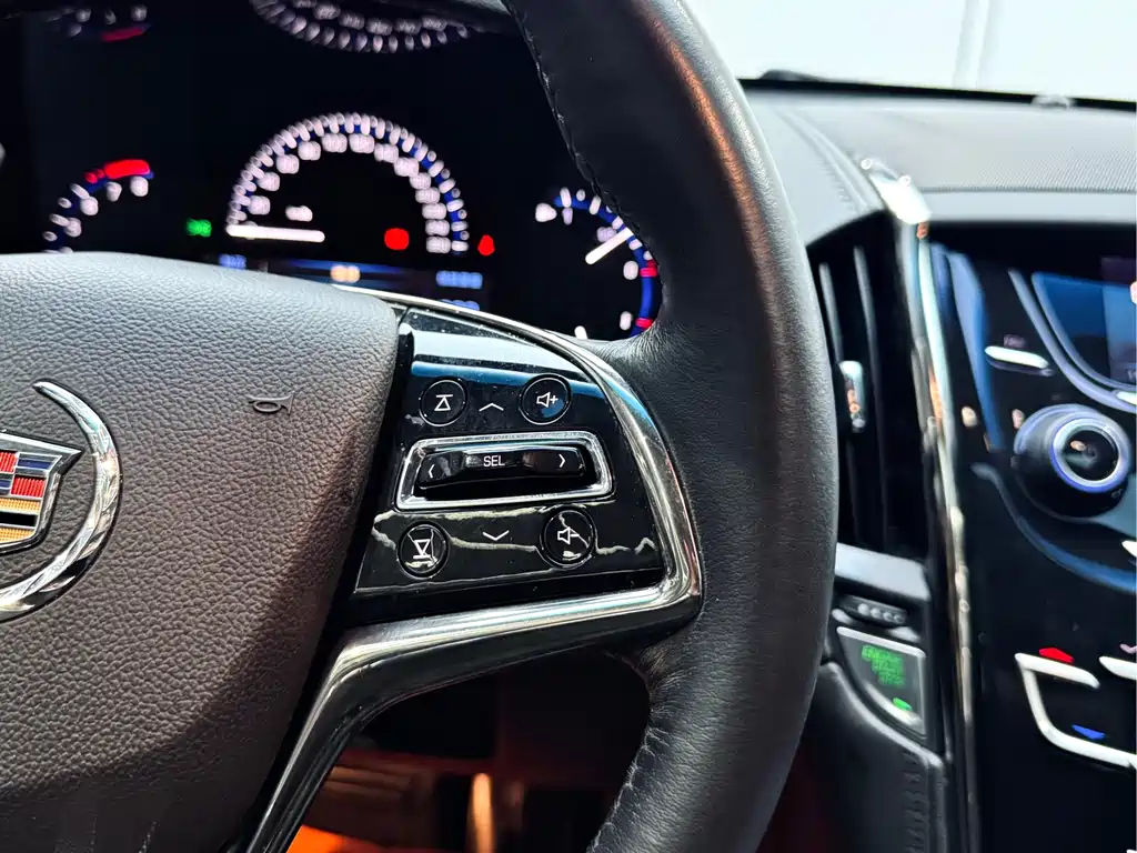 Cadillac ATS-L 2014 — фото 22