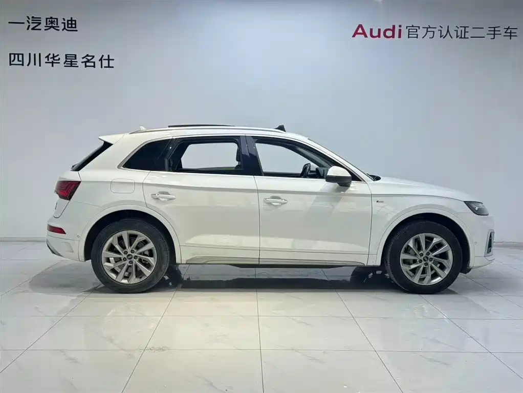 Audi Q5L 2022 — фото 3