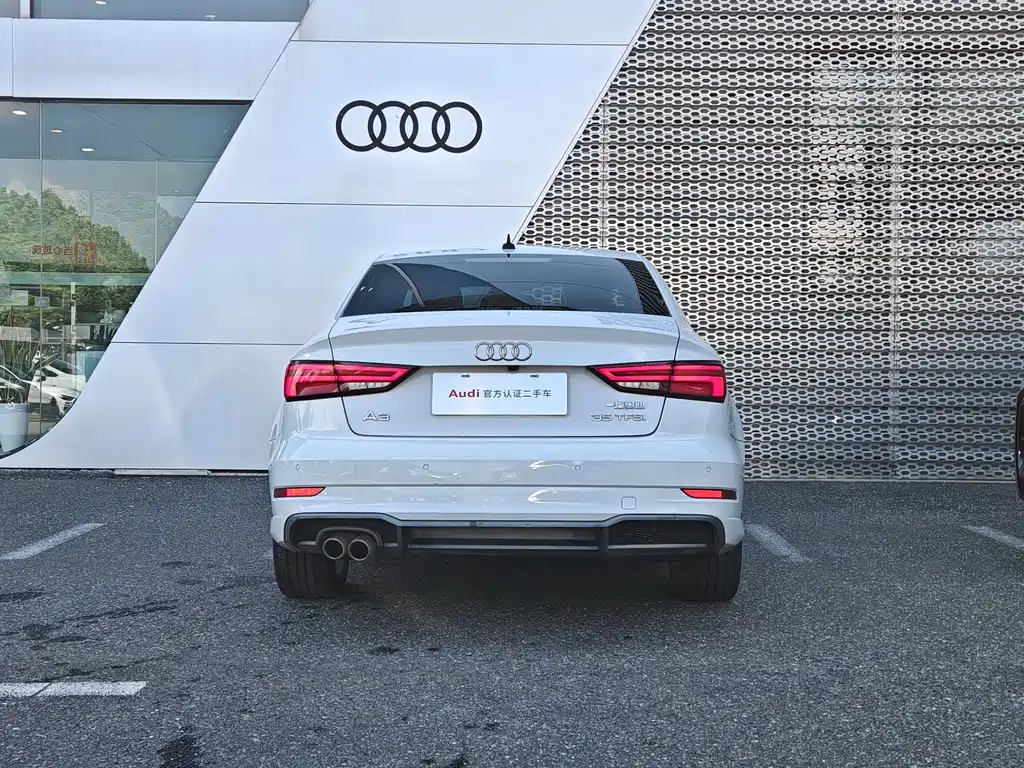 Audi A3 2019 — фото 5