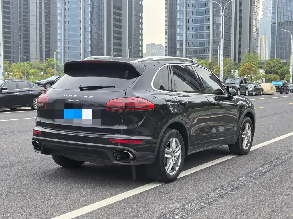 Porsche Cayenne 2016 — фото 6