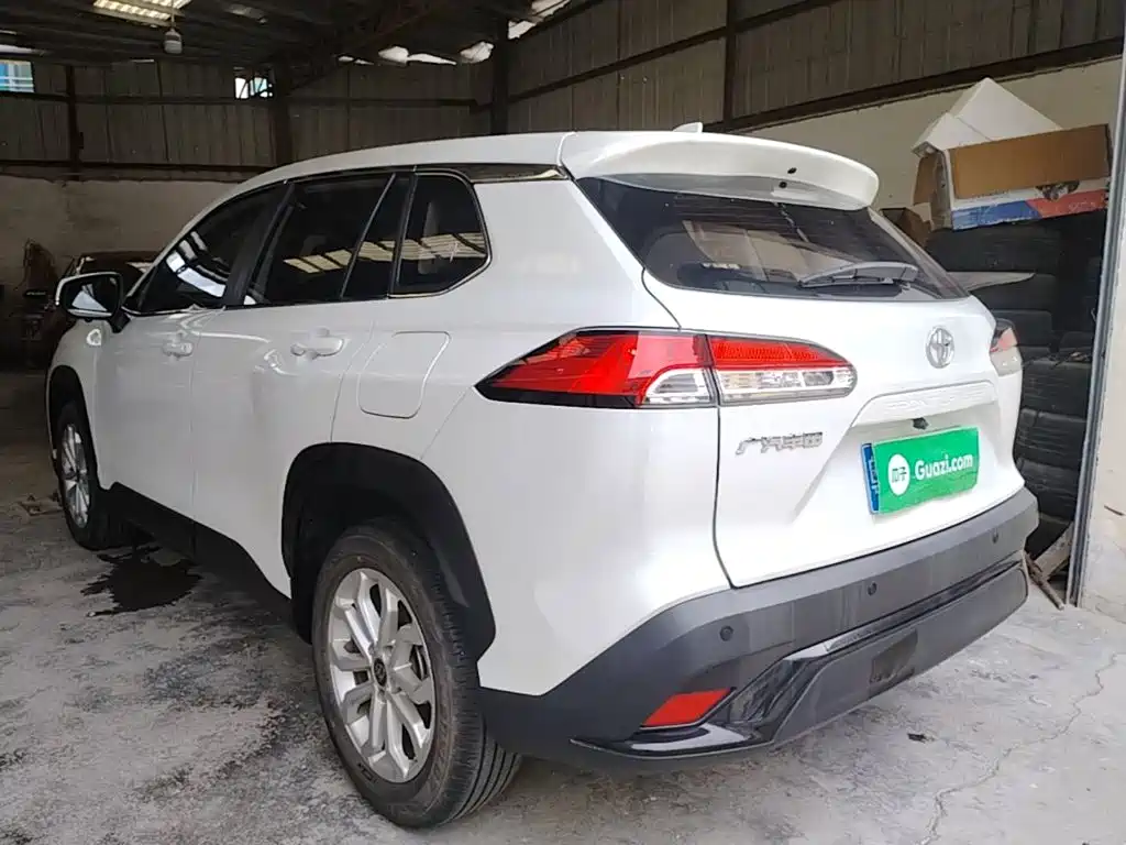 Toyota Frontlander 2024