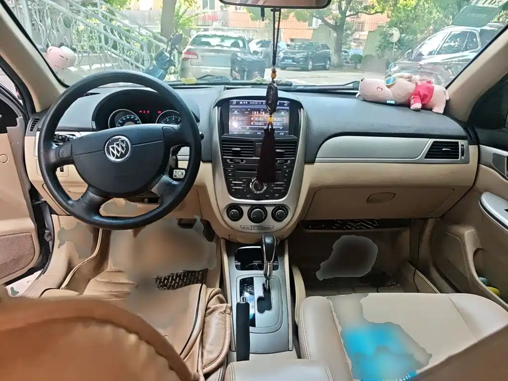 Buick Excelle 2015 — фото 13