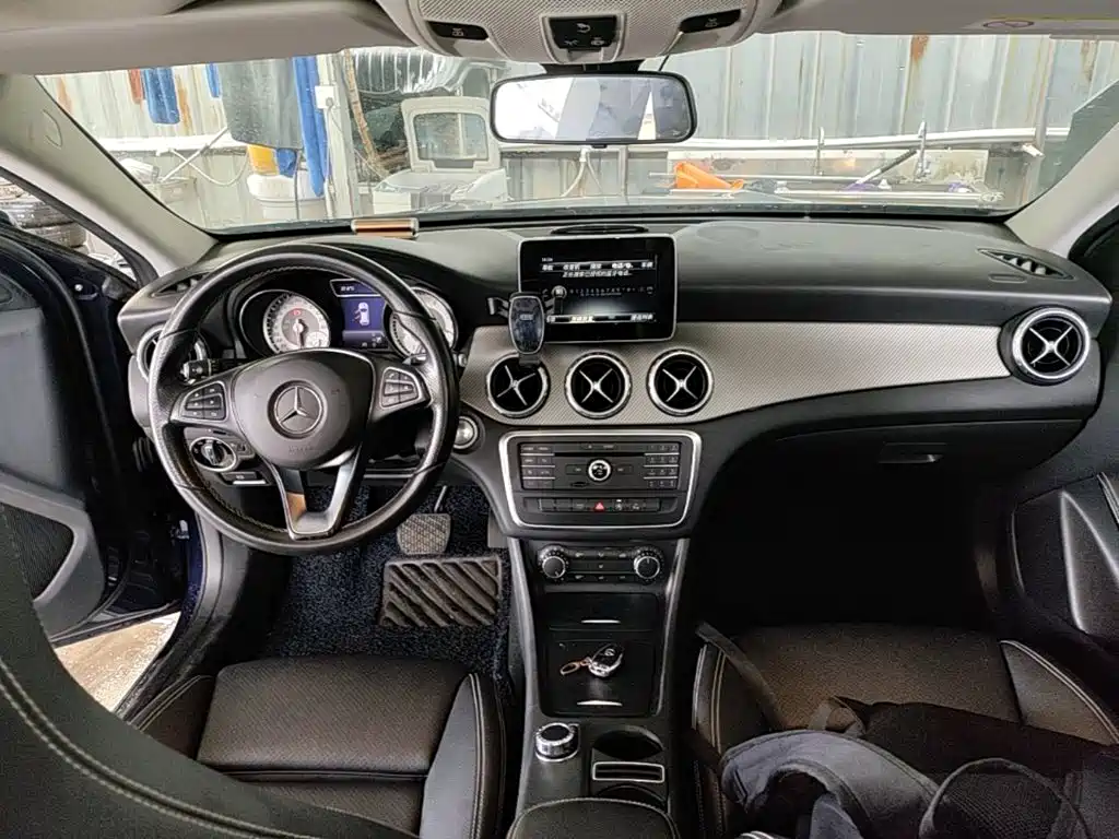 Mercedes-Benz GLA 2017 — фото 10