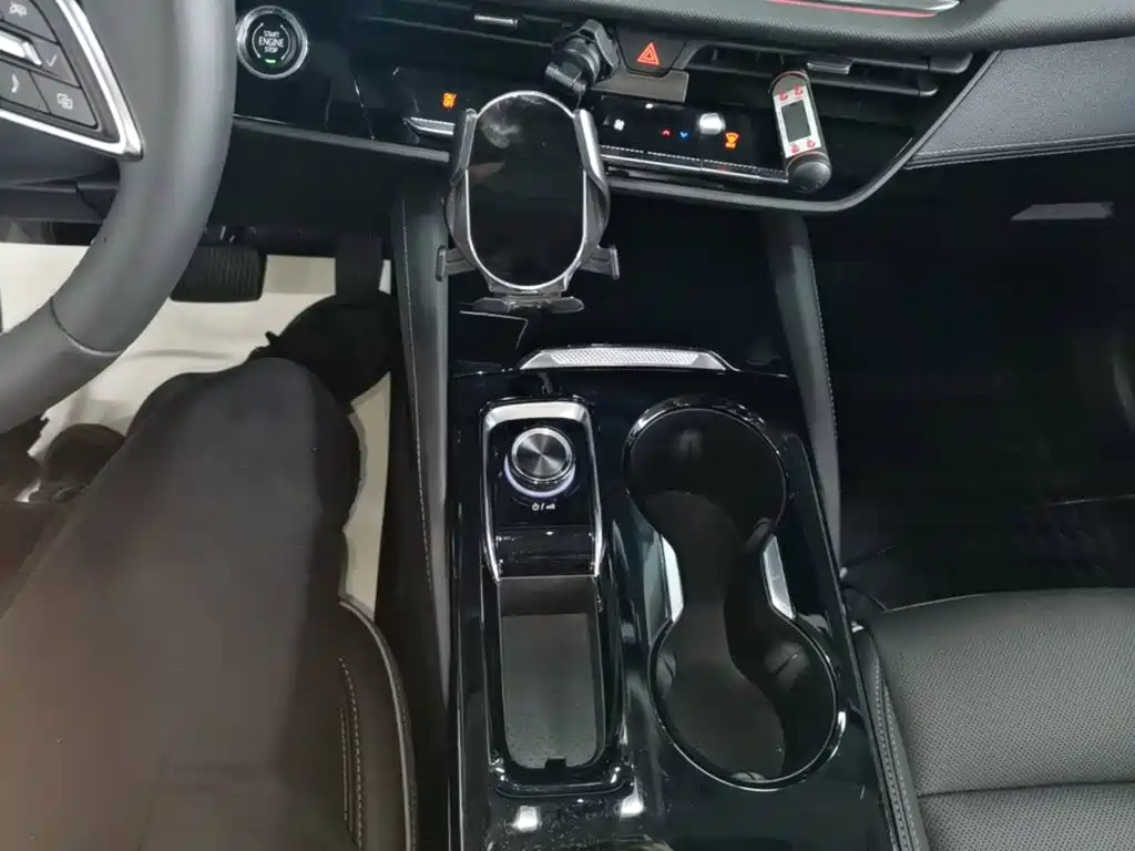 Buick Envision Plus 2024 — фото 14