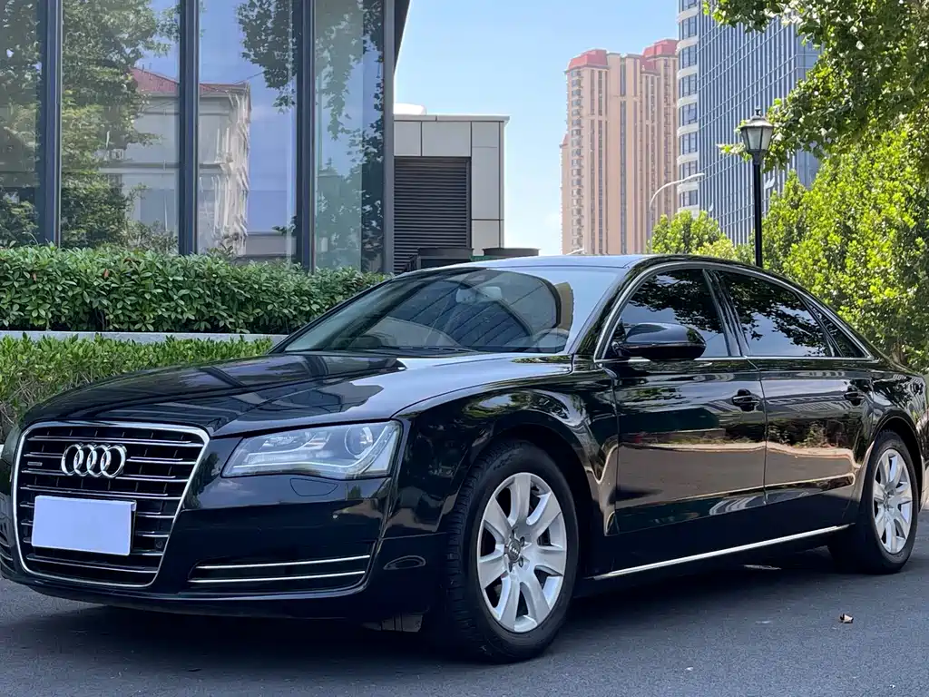 Audi A8 2011