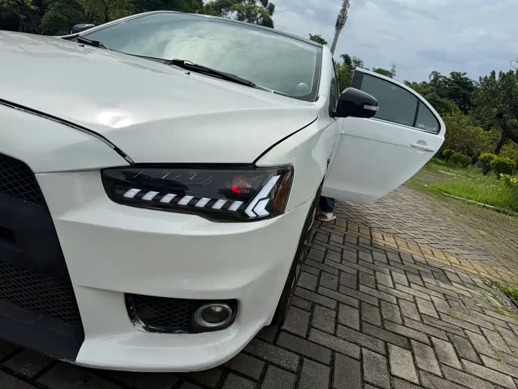 Mitsubishi Lancer EX 2017 — фото 9