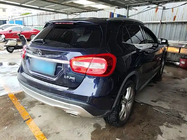 Mercedes-Benz GLA 2017