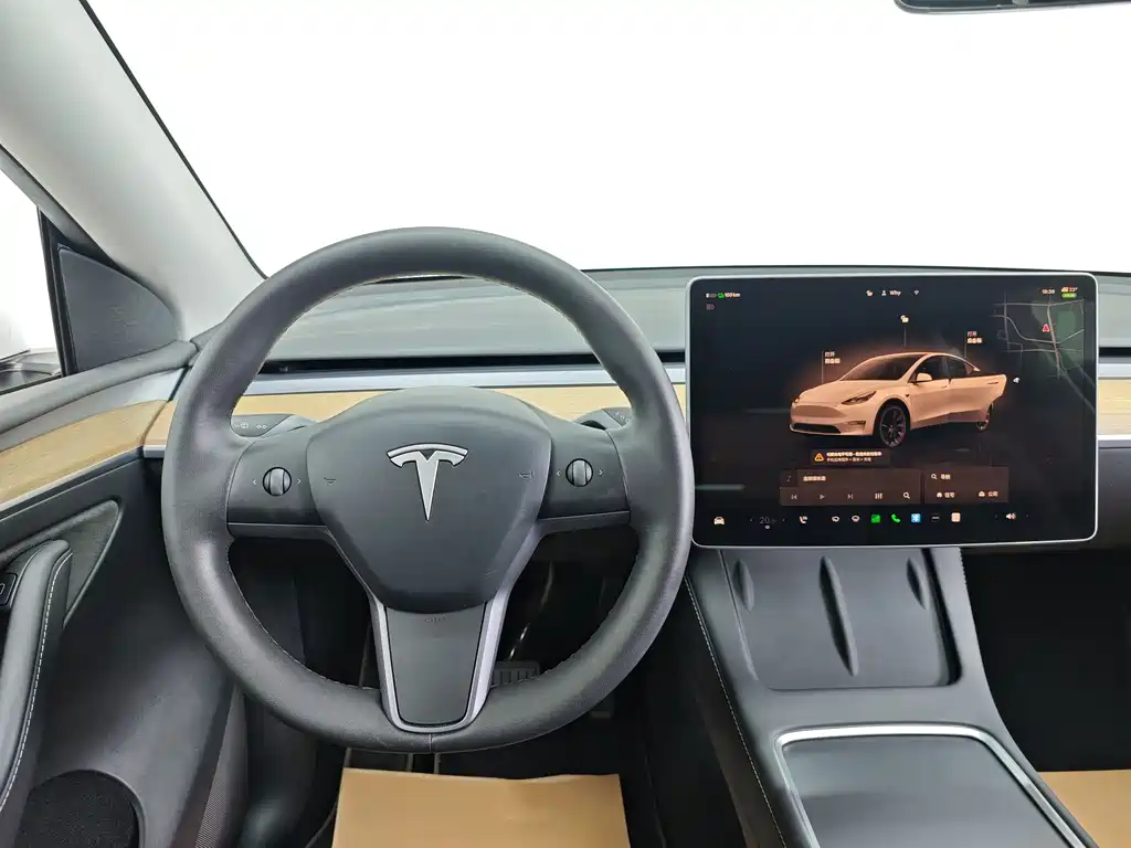 Tesla Model Y 2022 — фото 19