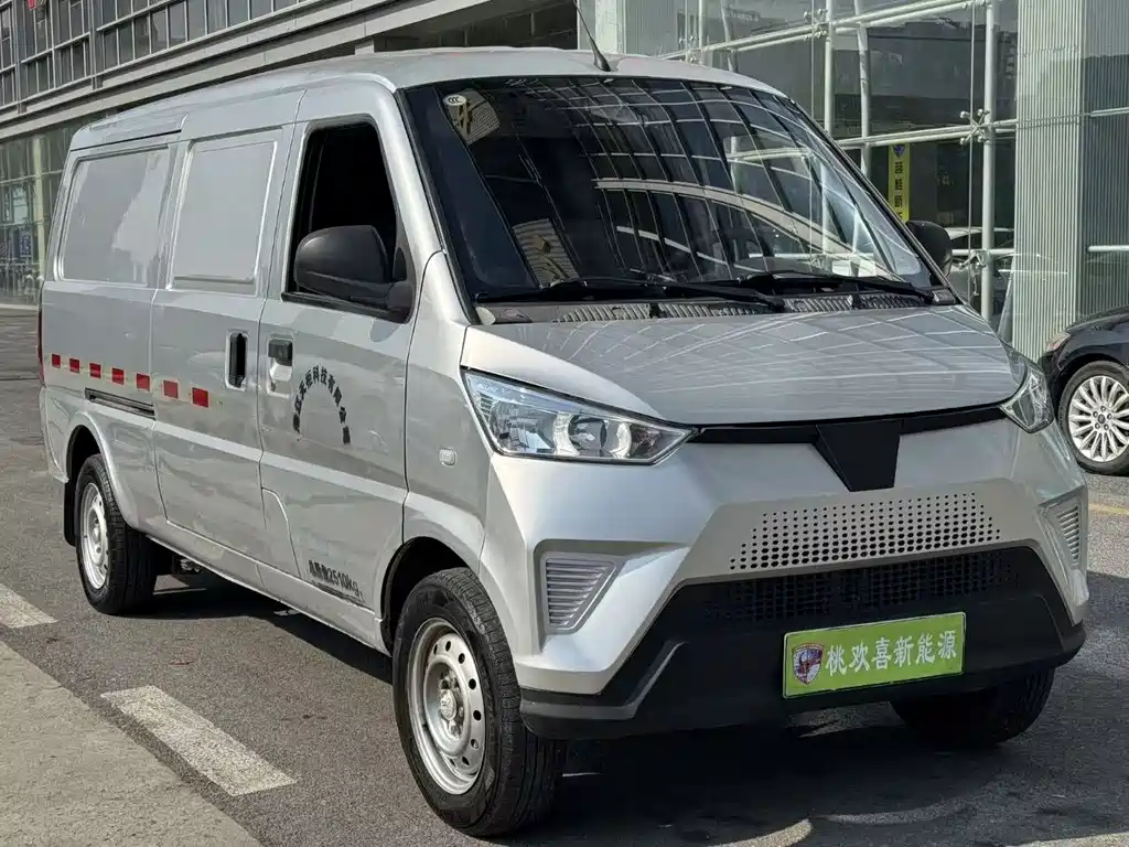 Wuling EV50 2022 — фото 3