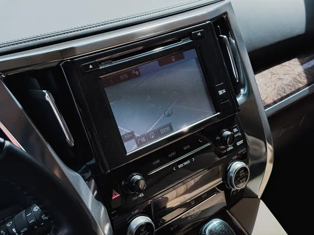 Toyota Alphard 2019 — фото 9