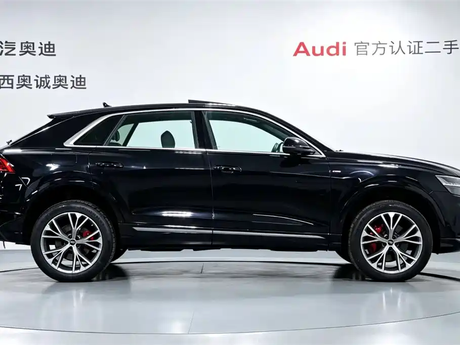 Audi Q8 2021 — фото 3