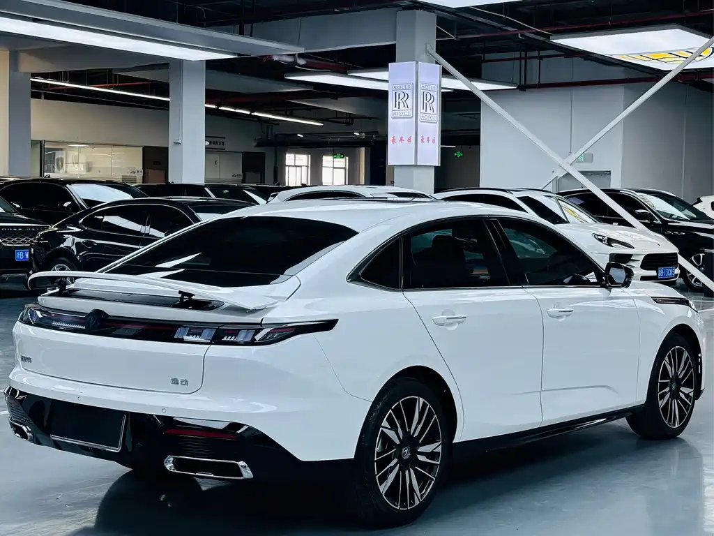 Changan Eado 2025 — фото 15