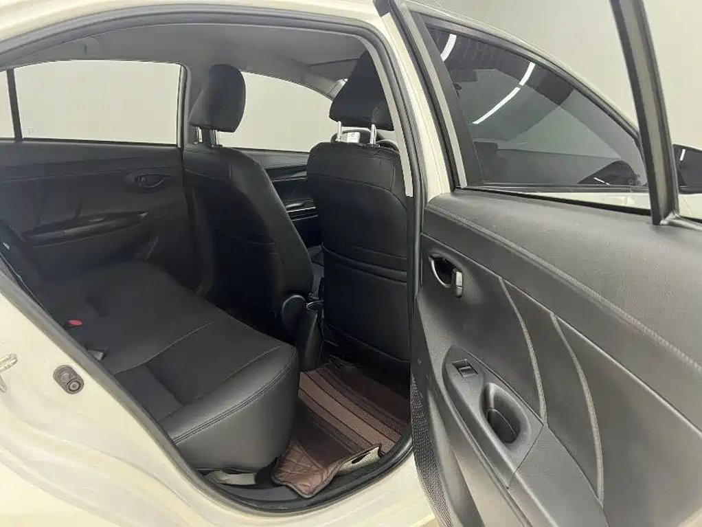 Toyota Vios 2023 — фото 12