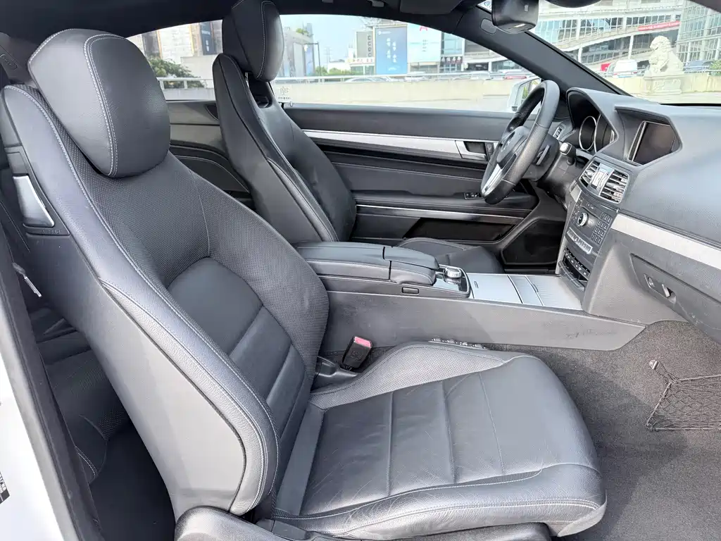 Mercedes-Benz E-Class 2017 — фото 12