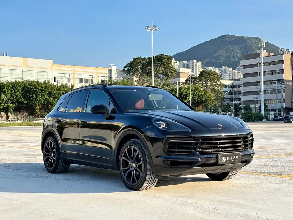 Porsche Cayenne 2019 — фото 3
