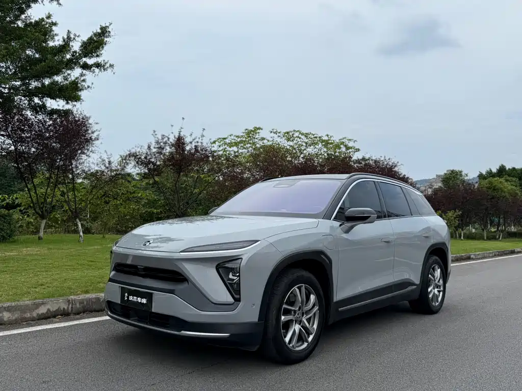 NIO ES6 2020