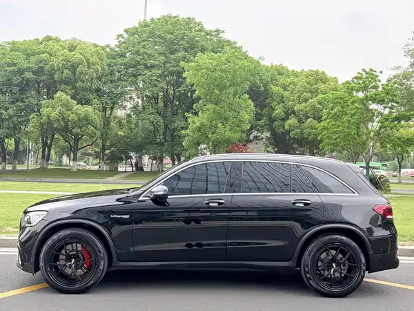 Mercedes-Benz GLC 2021