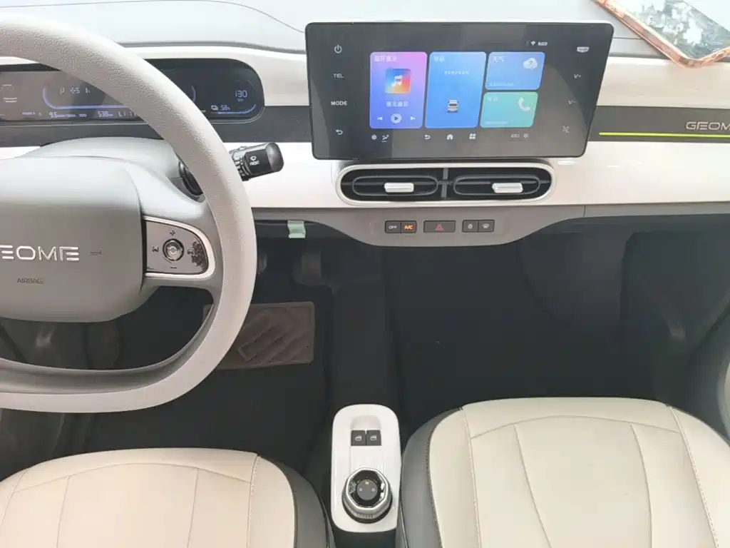 Geely Galaxy Panda 2026 — фото 13
