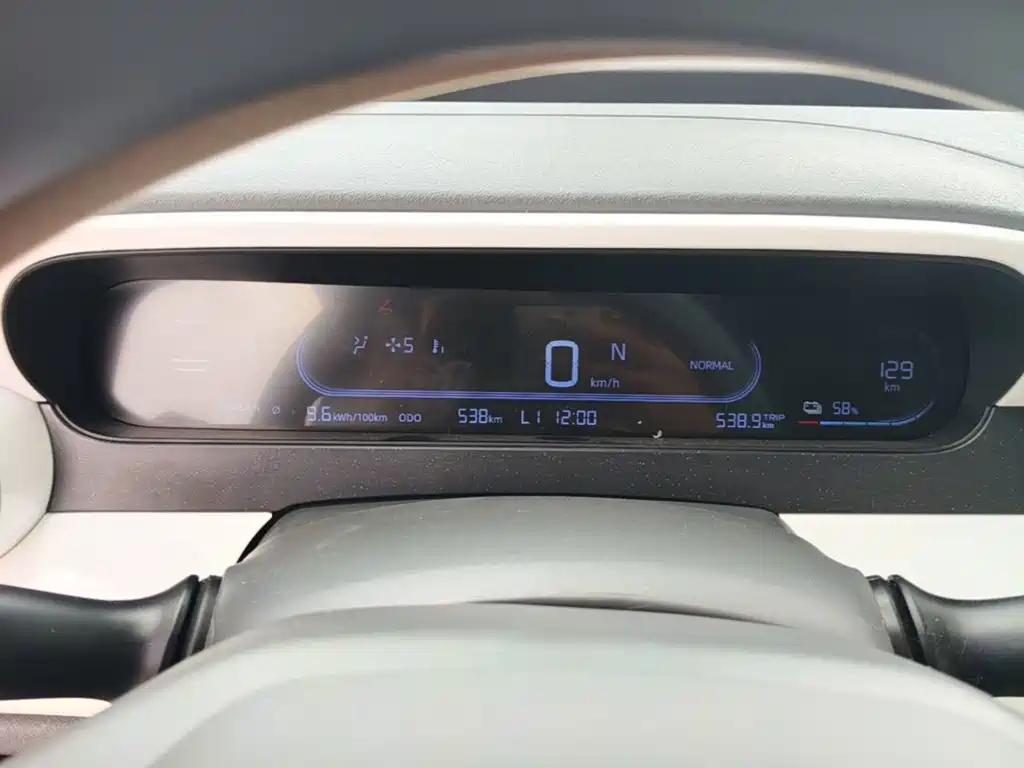 Geely Galaxy Panda 2026 — фото 12